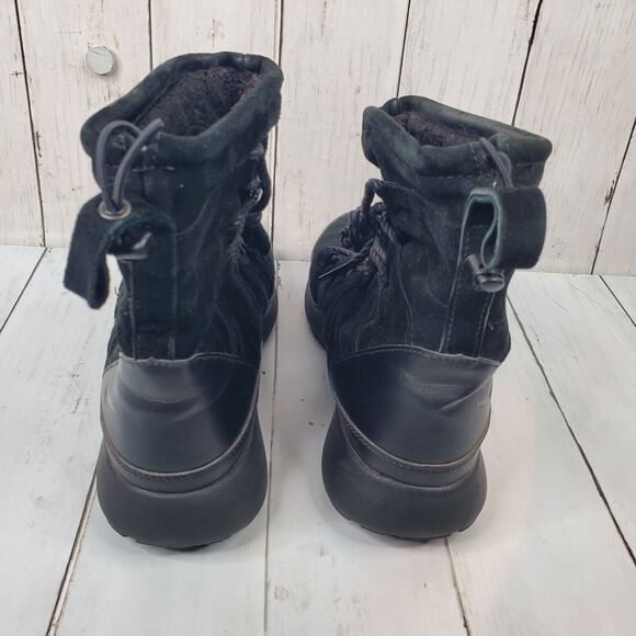 Nike Roshe One Hi Snow Boots Suede & Leather Women's Size 8.5 Black 807426 001 - Picture 8 of 16